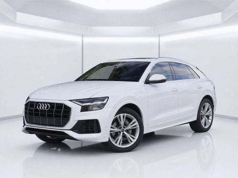 Certified 2022 Audi Q8 Premium AWD/4WD image 1