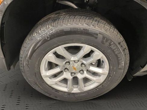 New 2026 Chevrolet Suburban LT w/ Comfort Package AWD/4WD image 11