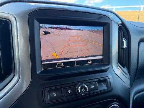 Used 2025 Chevrolet Silverado 2500 Custom w/ Custom Value Package image 27