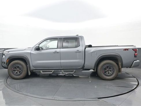 Used 2025 Nissan Frontier PRO-4X image 7