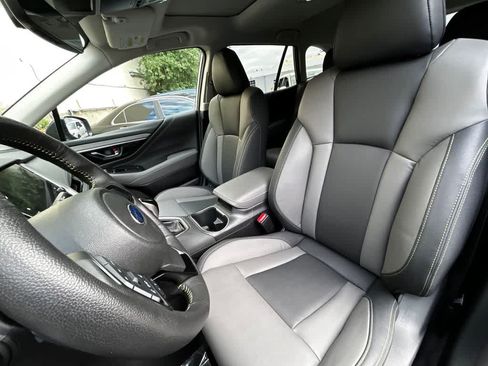Certified 2025 Subaru Outback Onyx Edition AWD/4WD image 12
