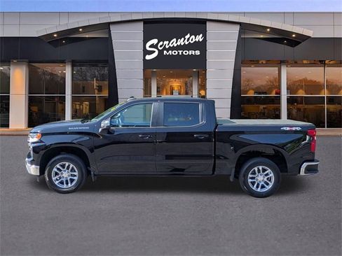 Used 2022 Chevrolet Silverado 1500 LT image 2