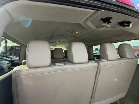 Used 2017 Nissan NV 3500 SL image 6