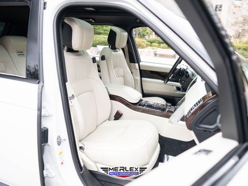 Used 2018 Land Rover Range Rover Supercharged image 17