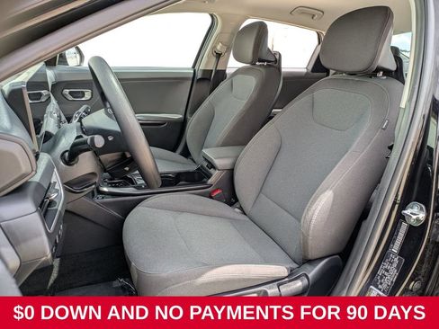 Used 2025 Kia K4 FWD image 23