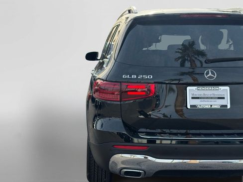 Certified 2024 Mercedes-Benz GLB 250 image 12