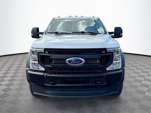 Used 2022 Ford F550 4x4 Crew Cab Super Duty w/ Power Equipment Group image 2