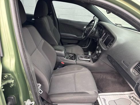 Used 2018 Dodge Charger GT w/ Blacktop Package AWD/4WD image 22