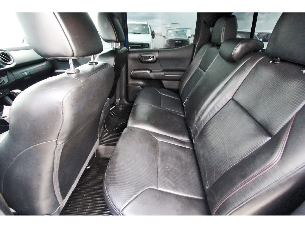 Used 2019 Toyota Tacoma TRD Pro AWD/4WD image 7