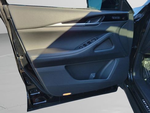 Certified 2025 INFINITI QX60 Pure w/ Cargo Package image 31