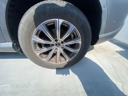 Certified 2023 Mercedes-Benz GLC 300 image 5