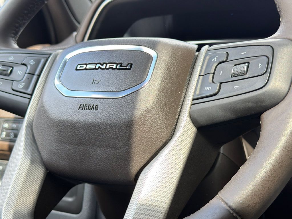 Used 2021 GMC Yukon Denali AWD/4WD image 29
