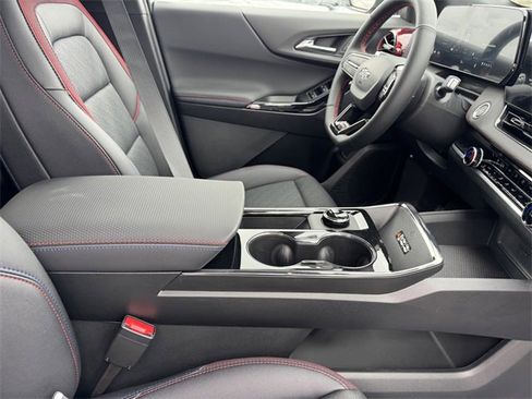 New 2026 Chevrolet Equinox RS w/ Convenience Package III image 7