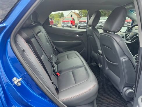 Used 2017 Chevrolet Bolt Premier w/ Driver Confidence II Package FWD image 18