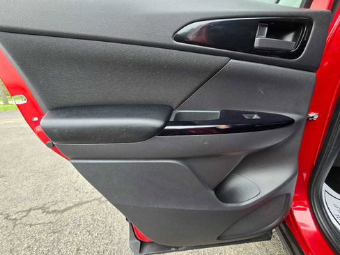 Used 2024 Mitsubishi Eclipse Cross LE AWD/4WD image 12