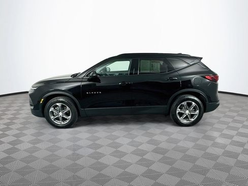 Used 2023 Chevrolet Blazer LT w/ Convenience Package FWD image 6