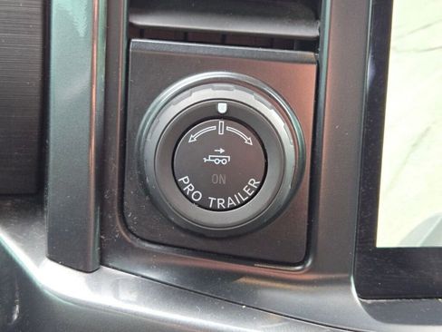 Used 2022 Ford F150 XLT w/ Equipment Group 302A High image 29