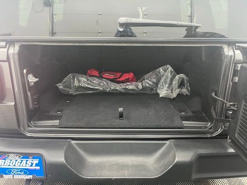 Used 2021 Jeep Wrangler Unlimited Sport image 9