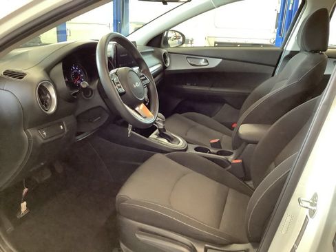 Certified 2024 Kia Forte LXS FWD image 9