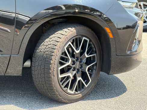 Used 2021 Chevrolet Blazer RS w/ Enhanced Convenience Package FWD image 5