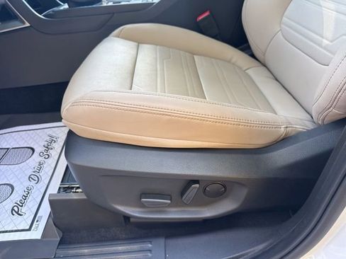 New 2025 Ford Ranger Lariat w/ FX4 Off-Road Package image 7