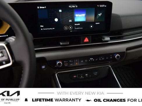 New 2026 Kia Carnival EX image 22