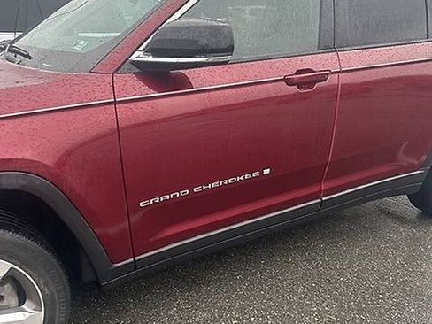 Used 2021 Jeep Grand Cherokee L Limited AWD/4WD image 6