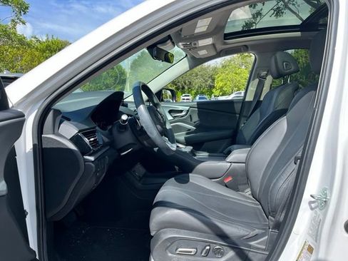 Used 2024 Acura RDX SH-AWD image 5