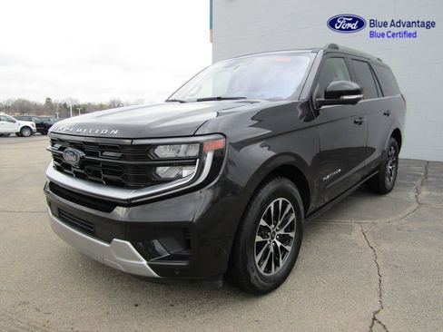 Certified 2025 Ford Expedition Platinum AWD/4WD image 52