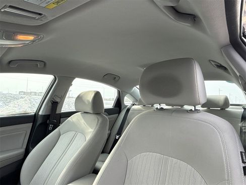 Used 2019 Hyundai Sonata SE image 17