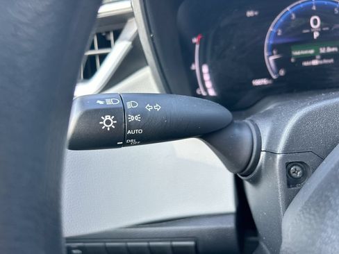 Used 2026 Toyota Corolla LE FWD image 18