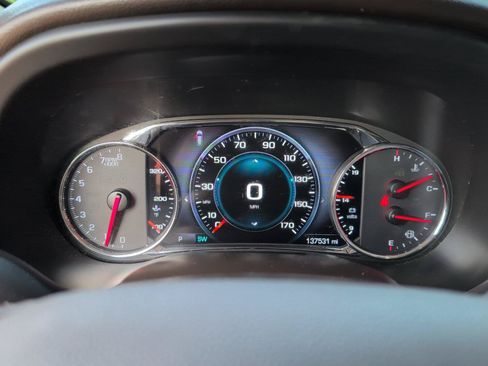 Used 2018 GMC Acadia Denali w/ Technology Package FWD image 24