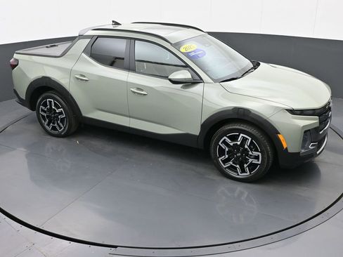 Certified 2025 Hyundai Santa Cruz Limited image 32