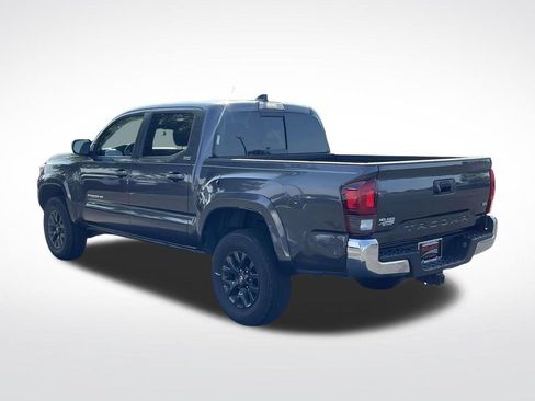Used 2023 Toyota Tacoma SR5 RWD image 4