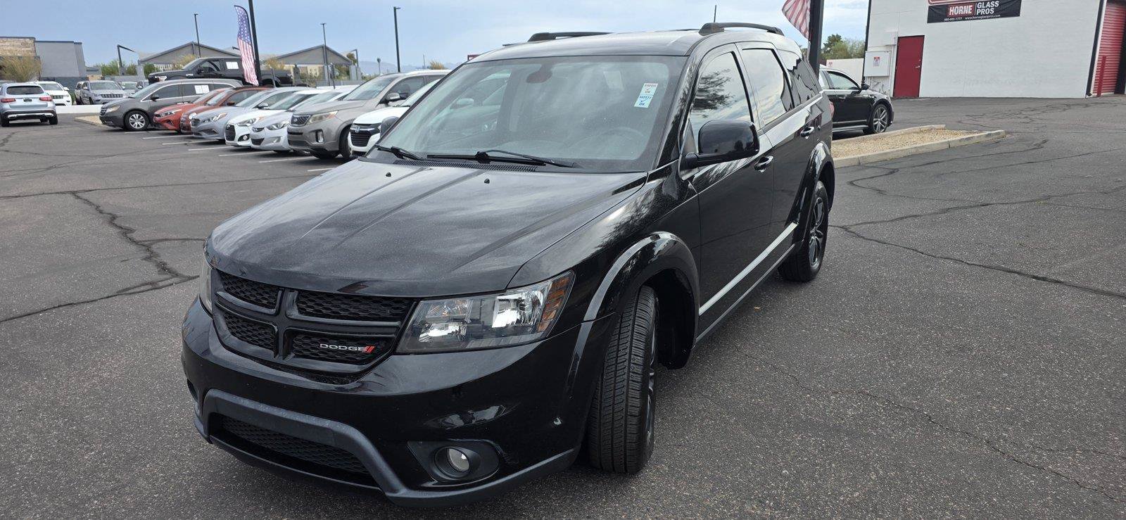 Used 2018 Dodge Journey SXT w/ Connectivity Group FWD image 1