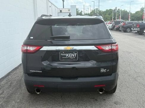 Used 2021 Chevrolet Traverse LT FWD image 6