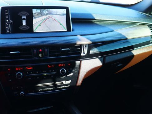 Used 2017 BMW X5 xDrive40e image 48