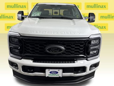New 2026 Ford F350 Lariat w/ Black Appearance Package image 18