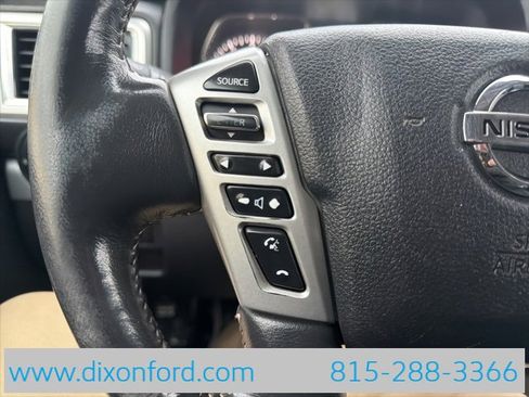 Used 2018 Nissan Titan PRO-4X image 15