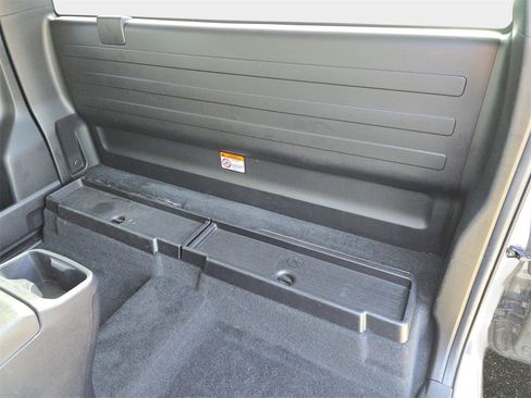 Used 2021 Toyota Tacoma SR image 17