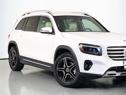 Used 2026 Mercedes-Benz GLB 250 image 14