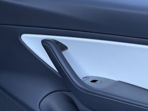 Used 2020 Tesla Model 3 Performance image 37