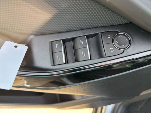 New 2026 Chevrolet Equinox RS image 8