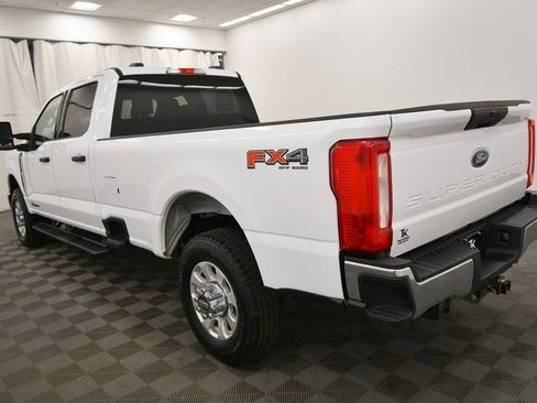 Used 2024 Ford F350 XLT w/ FX4 Off-Road Package image 5