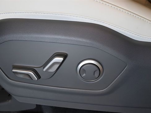 New 2026 Hyundai Santa Fe SEL image 10