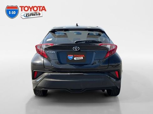 Used 2019 Toyota C-HR LE image 4