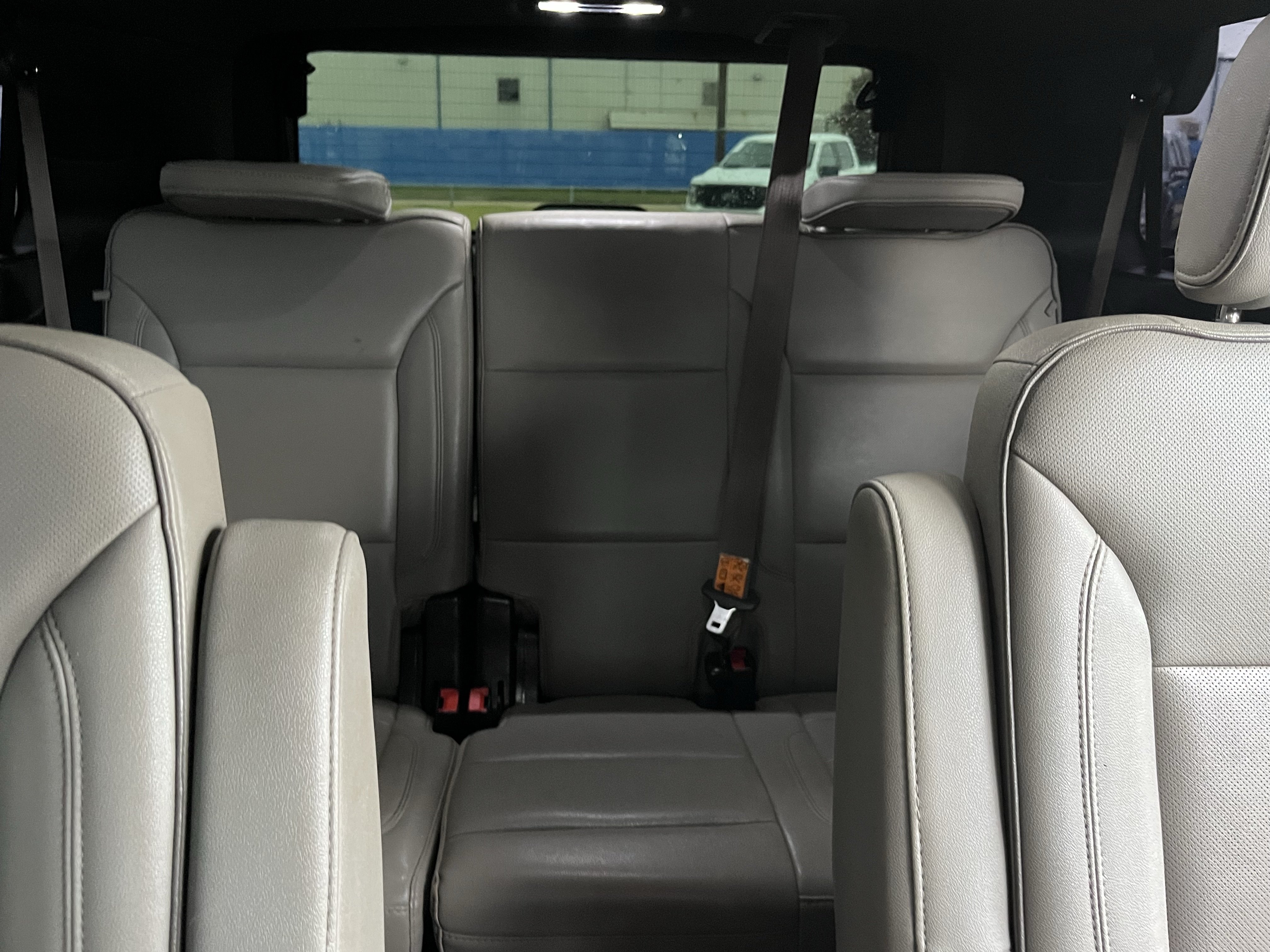 Used 2022 GMC Yukon SLT w/ SLT Premium Package RWD image 33