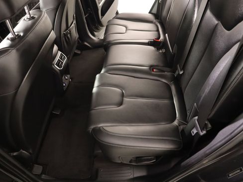 Used 2023 Hyundai Santa Fe SEL Premium image 12