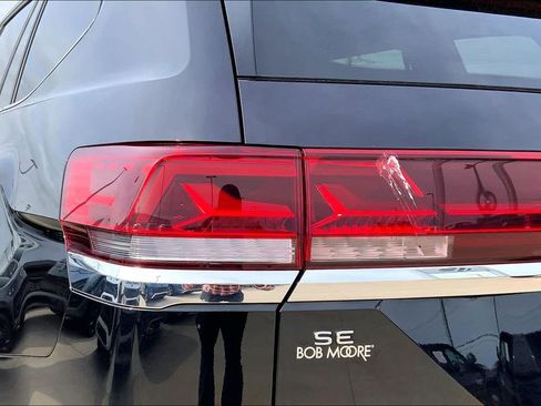 Used 2024 Volkswagen Atlas SE FWD image 29