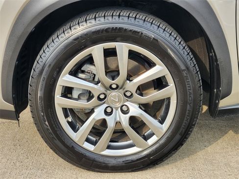 Used 2016 Lexus NX 200t FWD image 10